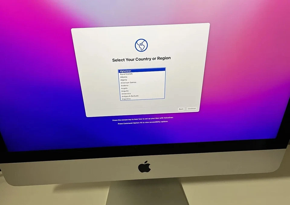 Apple iMac MK452LL/A 21.5" (256 SSD) Intel Core i5-5675R, 3.10GHz, 8GB RAM) - Image 1 of 4