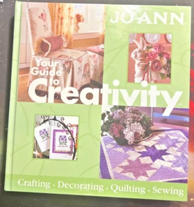 Vintage JoAnn Your Guide To Creativity Quilting Sewing Crafting Hardcover Book - Foto 1 di 1