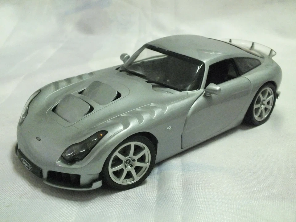 TVR Sagaris - 1/18 Jadi - Immagine 1 di 1