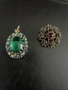 Lotto di 2 spille vintage con strass e granato ~manca solo un granato - Foto 1 di 13