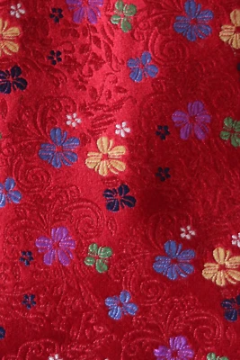 CHARLES TYRWHITT SILK TIE BURGUNDY BLUE AND YELLOW FLOWER HEADS A WEDDING BEAUTY - Image 1 of 4