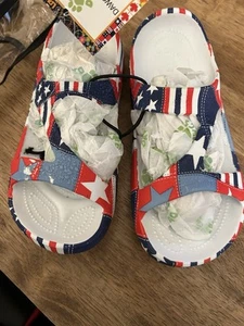 NEW - DAWGS Loudmouth Kids Sandals - Betsy Ross- Size 13 Patriotic 4th Of July - Picture 1 of 3