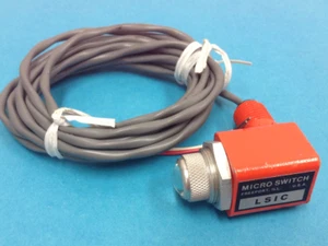 Micro-switch - LSIC - UNUSED - Picture 1 of 2