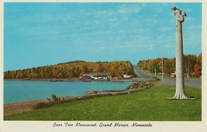 Postcard MN Grand Marais  Bear Tree Monument Cook County c1950s NrMINT Unused - Picture 1 of 2