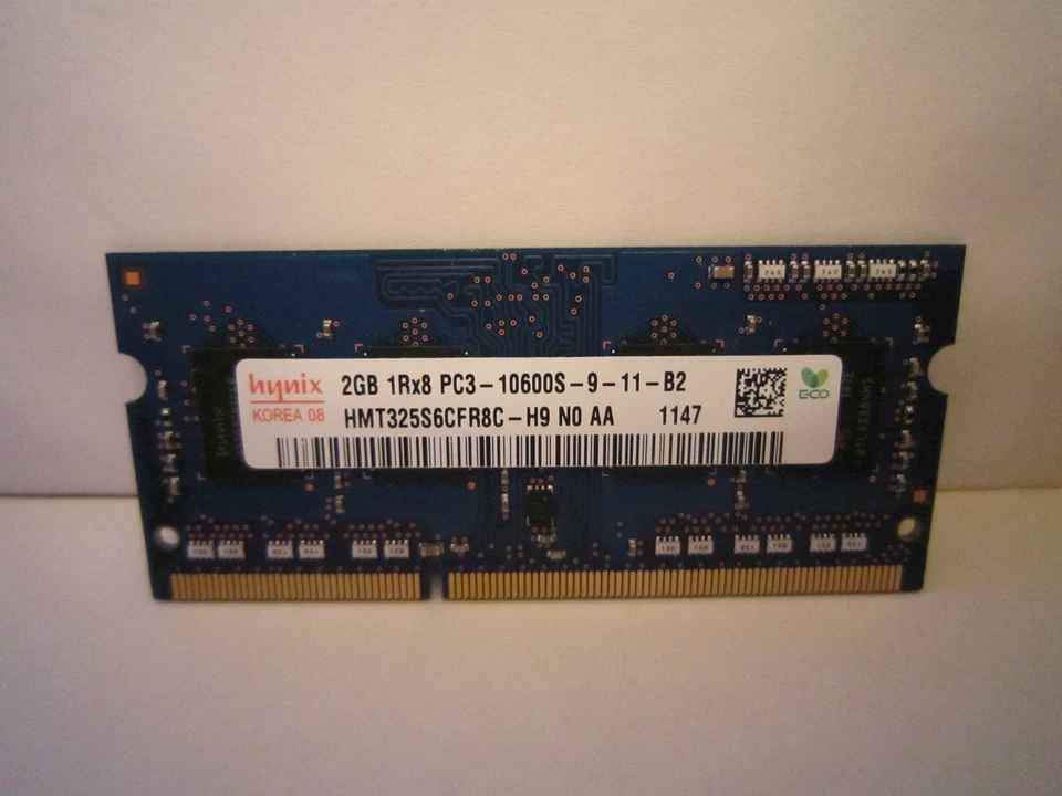 *NICE* Major Brand 2GB DDR3 1RX8 PC3 10600S  Laptop Memory Ram  - Image 1 of 1