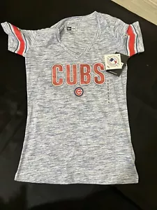 Chicago Cubs by New Era Unique Dye Women's Small V-Neck Shirt NEW Free Shipping. - Picture 1 of 6