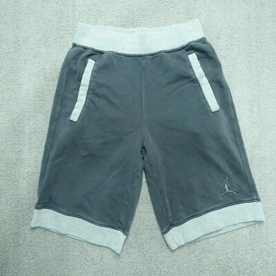 Jordan 篮球短裤男童青少年小号灰色抽绳弹性棉 — 第 1/4 张图片