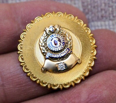 PIN VINTAGE GUARDIA ORO RELLENO CON EMBLEMA DE ORO AMARILLO MACIZO 10K Y DIAMANTE Foto 1 de 4