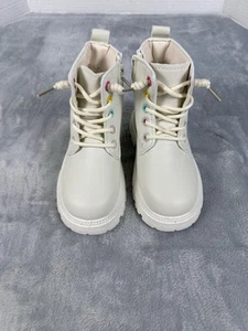 Girls White Boots Size 10.5 (US) Combat Style Side Zipper Confetti Hearts CUTE! - Picture 1 of 8