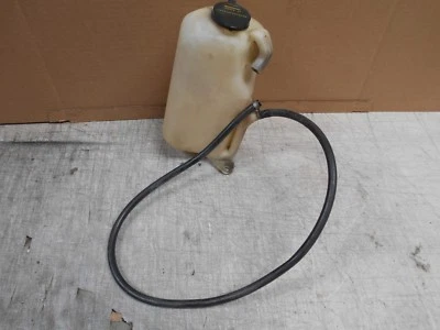 Nissan Quest 2001 furgoneta motor depósito de refrigeración radiador desbordamiento  Foto 1 de 3