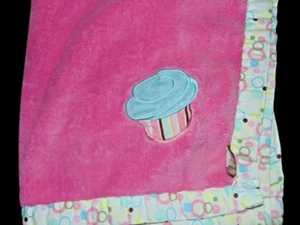 Trend Lab Pink Cupcake polka dot plush baby blanket - Picture 1 of 4