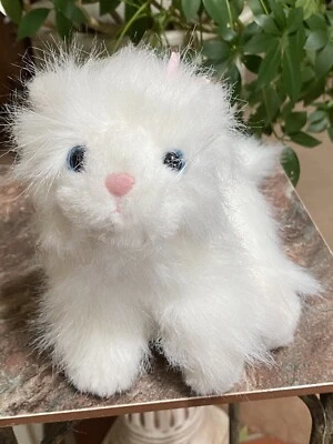 Ganz Webkinz Persian White Cat Kitty 8" Plush Stuffed Animal Blue Eyes HM110 - Image 1 of 4