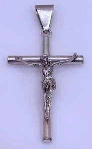 CLASSIC STERLING SILVER LARGE CRUCIFIX PENDANT - Picture 1 of 8