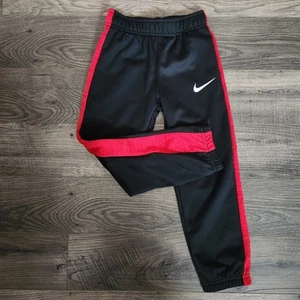 Nike Therma-FIT Track Pants Athletic Black Red Side Stripe 5-6 YRS - Picture 1 of 6