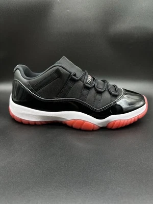 Talla 10.5 - Air Jordan 11 Retro 2025 Low Bred FV5104 006 Negro Blanco Rojo Universitario Foto 1 de 4