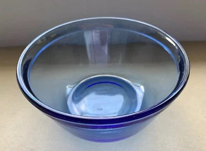 Vintage Anchor Hocking Ovenware Cobalt Blue Glass Mixing Bowl 1 Qt Normal Wear - Picture 1 of 11