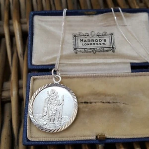 Vintage 925 Sterling Silver Necklace, St Christopher Pendant, Patron Of Travel - Picture 1 of 8