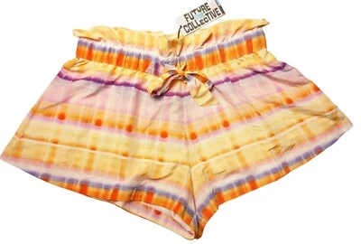 Pantalones cortos para mujer Future Collective naranja multicolor con cinturón talla XL NUEVOS CON ETIQUETAS PRECIO DE VENTA SUGERIDO POR EL FABRICANTE $28 Foto 1 de 4
