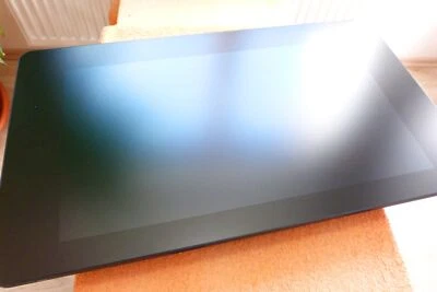 Wacom Cintiq Pro 24 Zoll UHD 4K STIFT Eingabe Grafik Monitor DTK 2420 - Bild 1 von 4