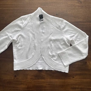 Jessica Howard White Open Scalloped Edge Cropped Cardigan Sweater XS - Picture 1 of 9