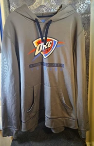 Mercancía Genuina - Sudadera con Capucha Hombre Gris NBA OKC Thunder Bolsillo Talla XL - Imagen 1 de 7