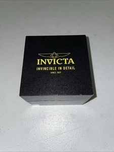 Caja de reloj Invicta negra y amarilla SOLO soporte de espuma amarilla invencible en detalle - Imagen 1 de 3