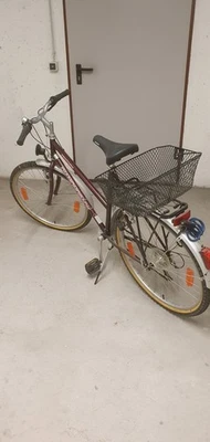 Damenfahrrad 26 Zoll  mit Korb - Bild 1 von 4