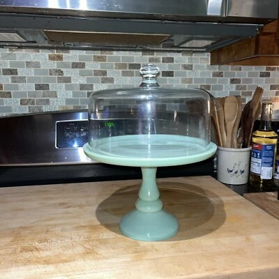 LA MUJER PIONERA ATEMPORAL BELLEZA PASTEL SOPORTE Y CÚPULA VERDE JADITA Foto 1 de 3