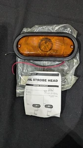 Truck Lite Model 60 10 Watt Quad Flash Strobe Light with Fit 'N Forget S.S. Conn - Picture 1 of 7