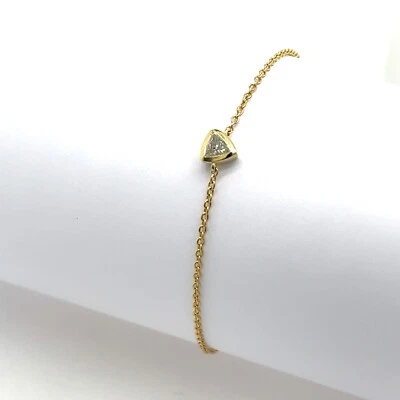 14ct Yellow Gold Diamond Set Bracelet, 0.17ct Triangular Shape Diamond - Image 1 of 3