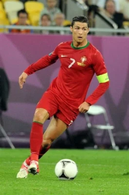 2012 NIKE PORTUGAL #7 RONALDO 2012 EURO HOME SOCCER JERSEY 447883-638 - Image 1 of 4
