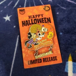 2021 Disney Parks Mickey Mouse Happy Halloween Passholder Pin New LR Pin In Hand - Picture 1 of 1