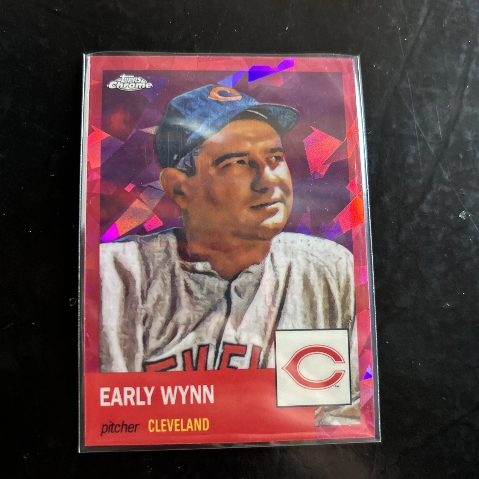 2022 Topps Chrome Platinum Anniversary Early Wynn FUCHSIA ATOMIC Refractor /100