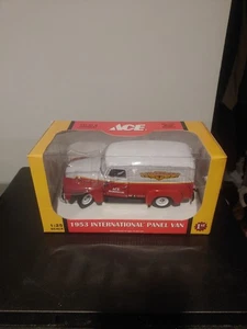 FIRST GEAR 1953 INTERNATIONAL PANEL VAN ACE HARDWARE 1/25 SCALE 2006 SEALED - Picture 1 of 7