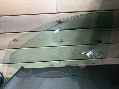 Vidro para janela da porta dianteira esquerda do motorista Volvo S60 T5 2011-2018 fabricante de equipamento original 43R-001106 fabricante de equipamento original - Imagem 1 de 4