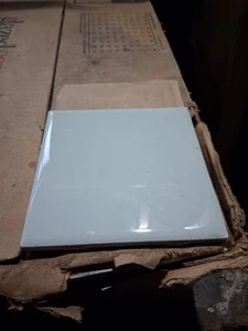 Offene Box Dal-Fliese Silber Salbei Fliese 4 1/4" seidenmatt Keramik 100 Stck. 12,50 Quadratfuß - Bild 1 von 8