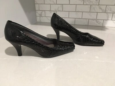 BOMBAS AEROSOLES ENVIDY NEGRAS ESTAMPADO COCODRILO CHAROL TALLA 7 Foto 1 de 4