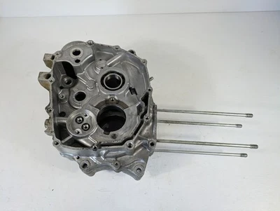 1975 Honda CB125 CB125S CB 125 Engine Motor Block Crankcase Crank Case Cases - Imagem 1 de 4