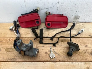 88-91 Mazda RX7 Encendido Puerta Manija Maletero Cerradura Cilindros con Llave 1989y - Imagen 1 de 12