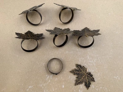 6 suportes de anel de guardanapo de metal folha de bordo talheres decoração de mesa OUTONO FOLHAS QUEBRADAS1 - Imagem 1 de 4