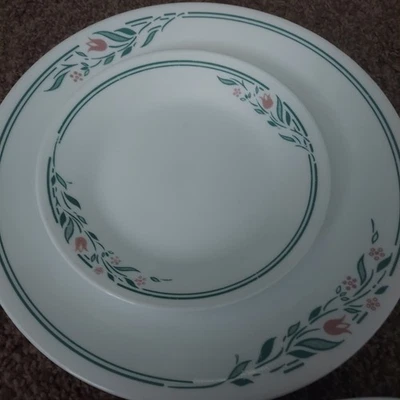 Juego de vajilla Corelle Tulip 3 platos 10" 2 6" platos floral verde borde vintage Foto 1 de 4