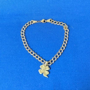 Bracciale Charm Oro Giallo 14k con Charm Trifoglio Doppio Cerchio Link 4,79 Grammi - Foto 1 di 5