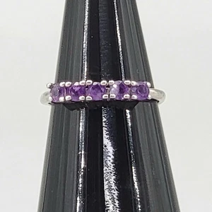 Anillo Ajustable Amatista Tono Plata con Múltiples Gemas Púrpura - Imagen 1 de 4