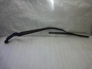 2013-2018 ACURA ILX RIGHT FRONT PASSENGER SIDE WINDSHIELD WIPER ARM 76610-TX6-A0 - Picture 1 of 9