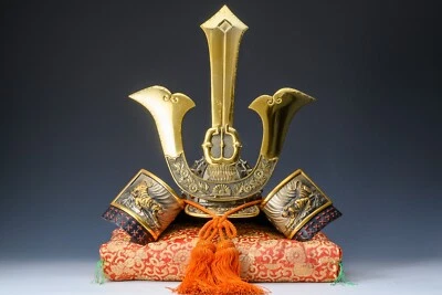 Antiguo casco samurai japonés vintage -Kusunoki Tiger Kabuto- Yasuke Tsushima Foto 1 de 4