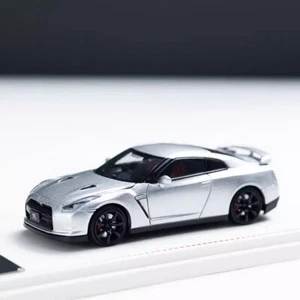 FH 1/64 Scale Nissan GT-R R35 Silver Diecast Car Model Toy Collection Gift - Picture 1 of 6