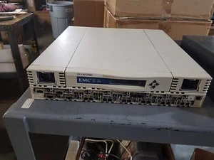 EMC DS-16B 16 Port Fiber Channel Switch with GBIC - Picture 1 of 2