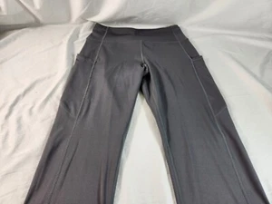 Yelete Active Damen sportliche kurze Leggings Größe Medium grau Yoga Activewear - Bild 1 von 10