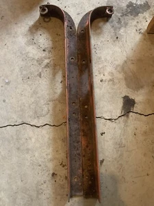 Allis Chalmers B,C,CA Fender Mounts - Picture 1 of 4
