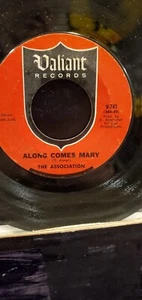 THE ASSOCIATION 7" 45 RPM "Along Comes Mary" & "Your Own Love" VG cond. - Picture 1 of 6